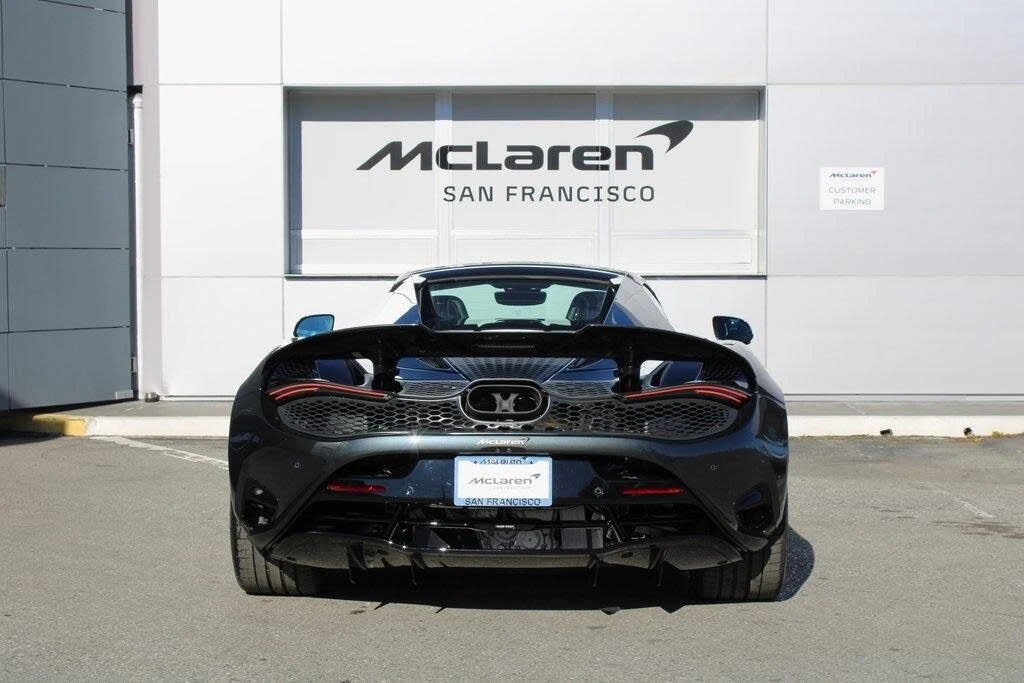 2026 McLaren 750S Spider - Image 23 of 31