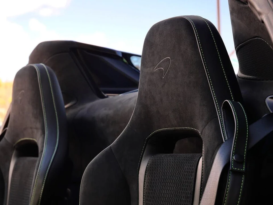 2026 McLaren 750S Spider - Image 24 of 27