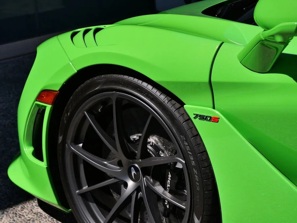 2026 McLaren 750S Spider - Image 15 of 27