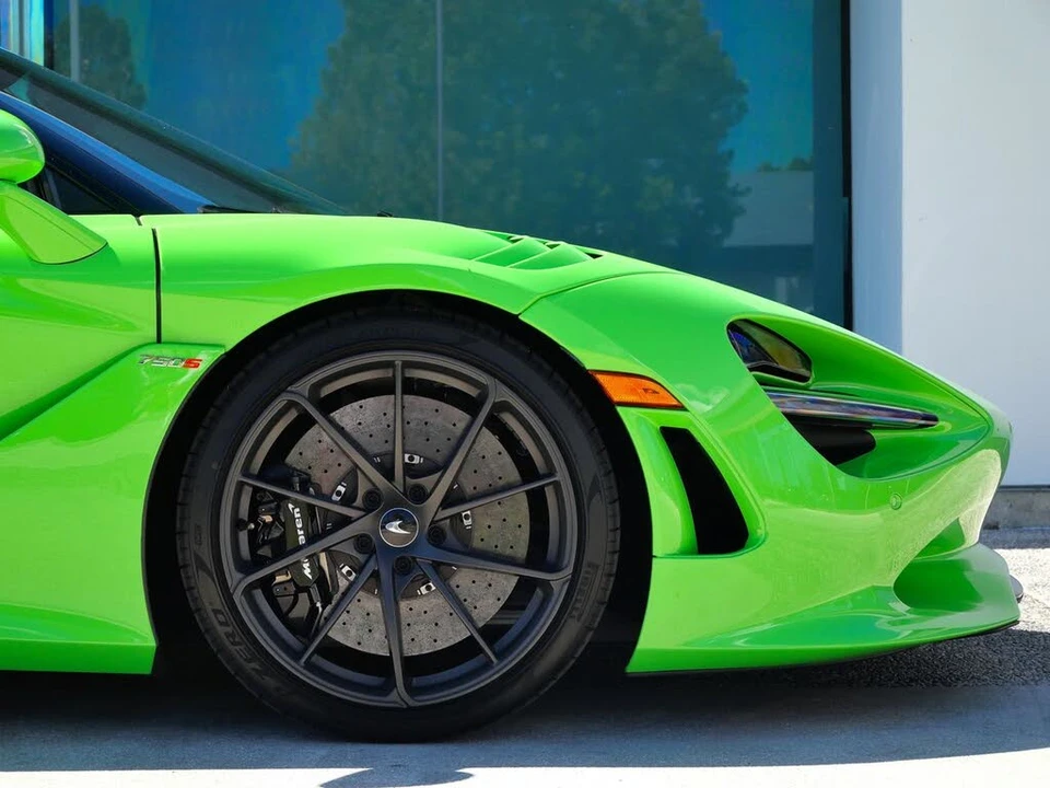 2026 McLaren 750S Spider - Image 7 of 27