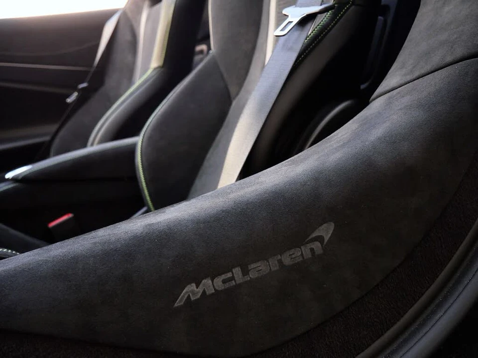 2026 McLaren 750S Spider - Image 22 of 27