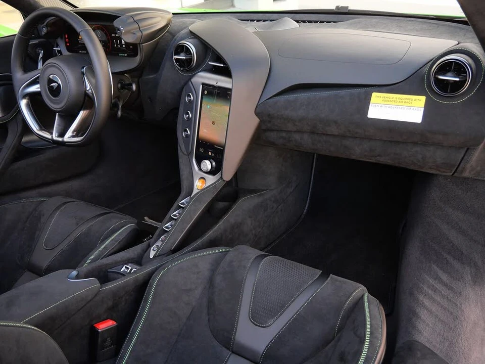 2026 McLaren 750S Spider - Image 10 of 27