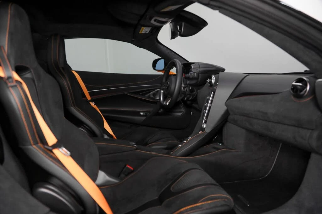 2026 McLaren 750S Spider - Image 30 of 31