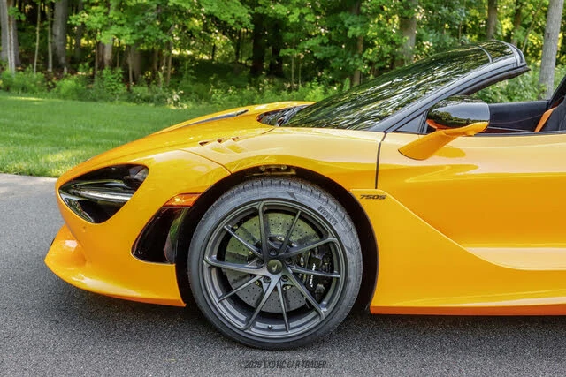 2026 McLaren 750S Spider - Image 4 of 7