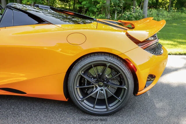 2026 McLaren 750S Spider - Image 5 of 7