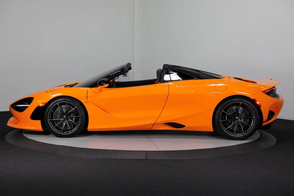 2026 McLaren 750S Spider - Image 8 of 31