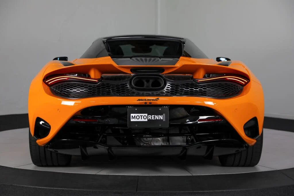 2026 McLaren 750S Spider - Image 9 of 31