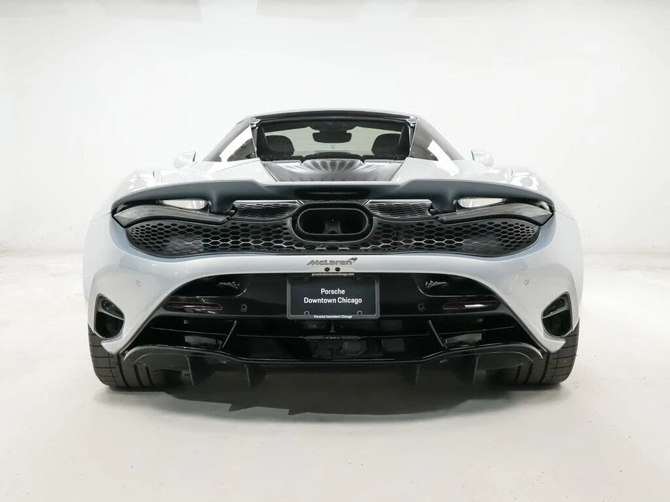 2026 McLaren 750S Spider - Image 11 of 31