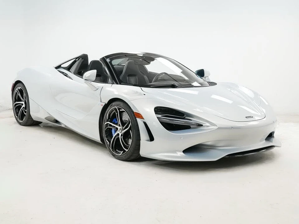 2026 McLaren 750S Spider - Image 8 of 31