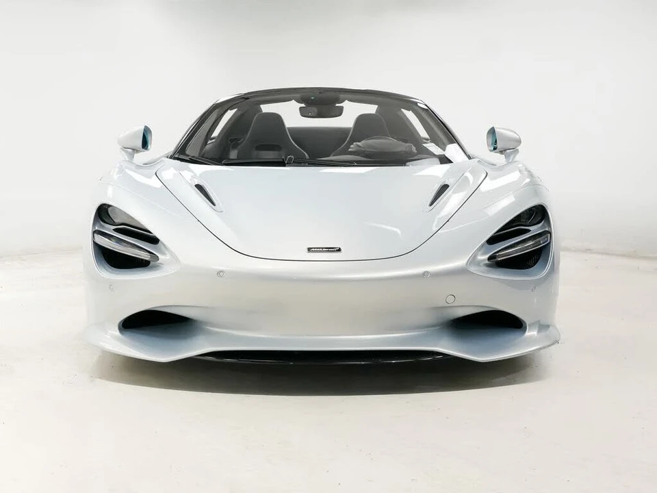 2026 McLaren 750S Spider - Image 6 of 31