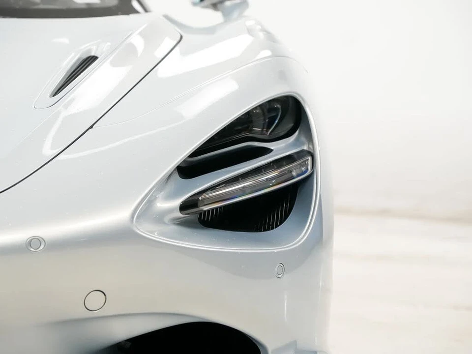 2026 McLaren 750S Spider - Image 7 of 31