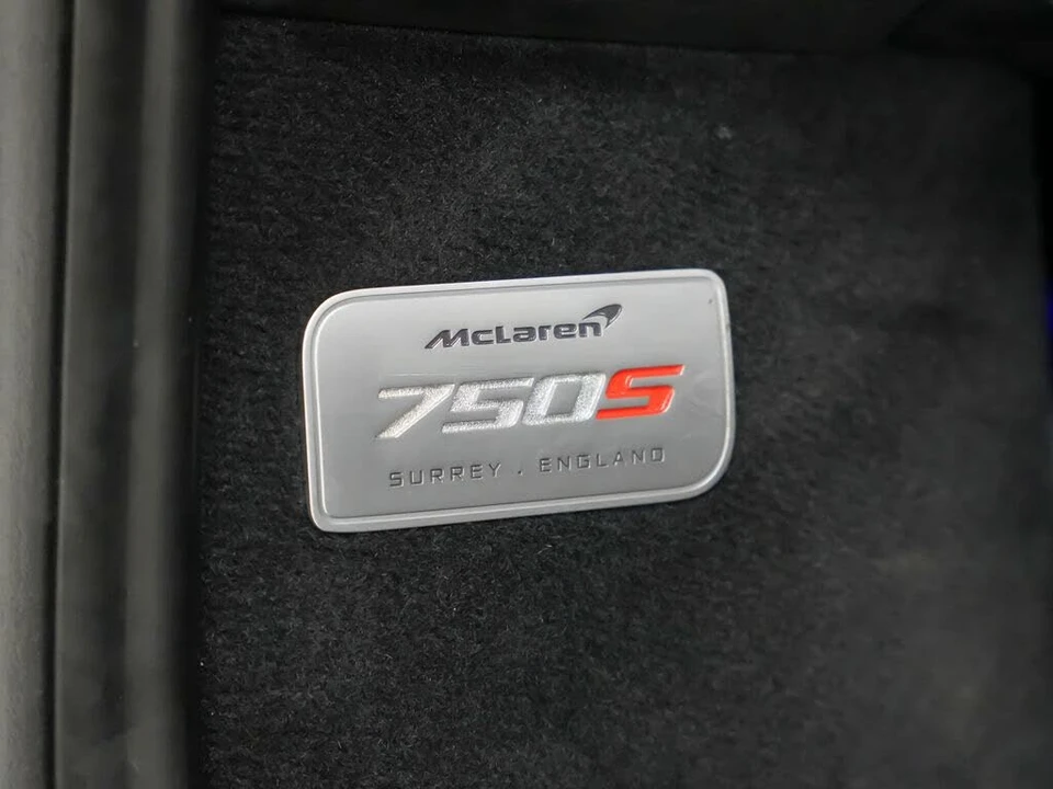 2026 McLaren 750S Spider - Image 21 of 31