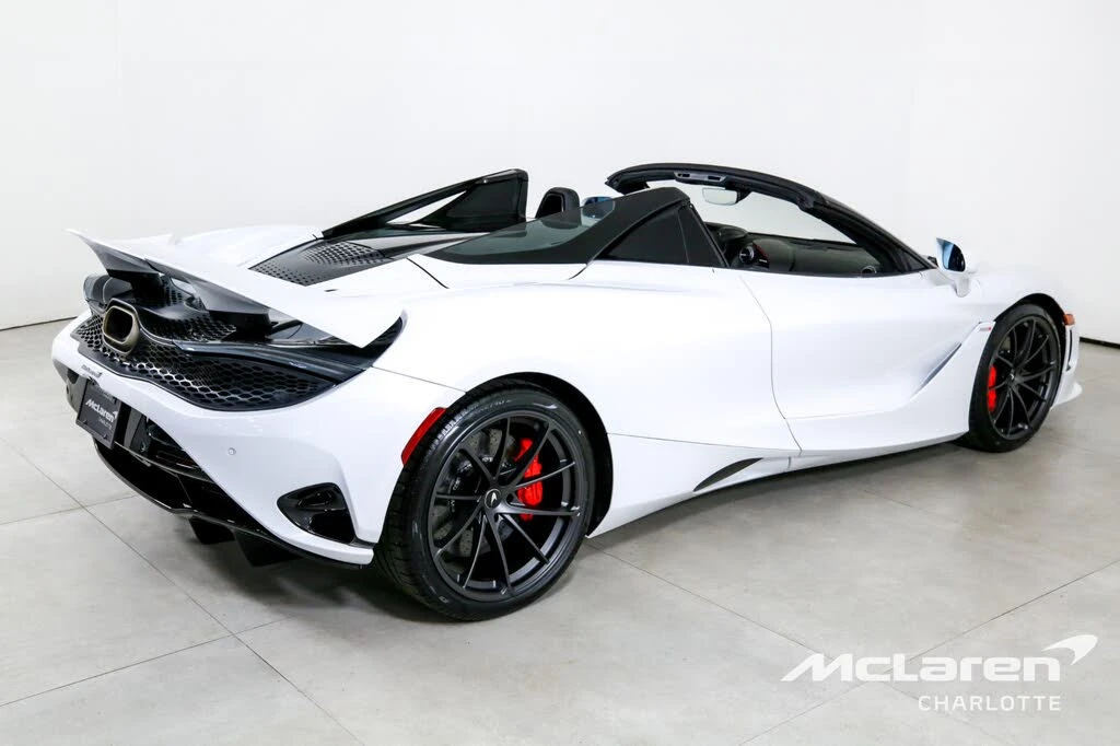 2026 McLaren 750S Spider - Image 10 of 31