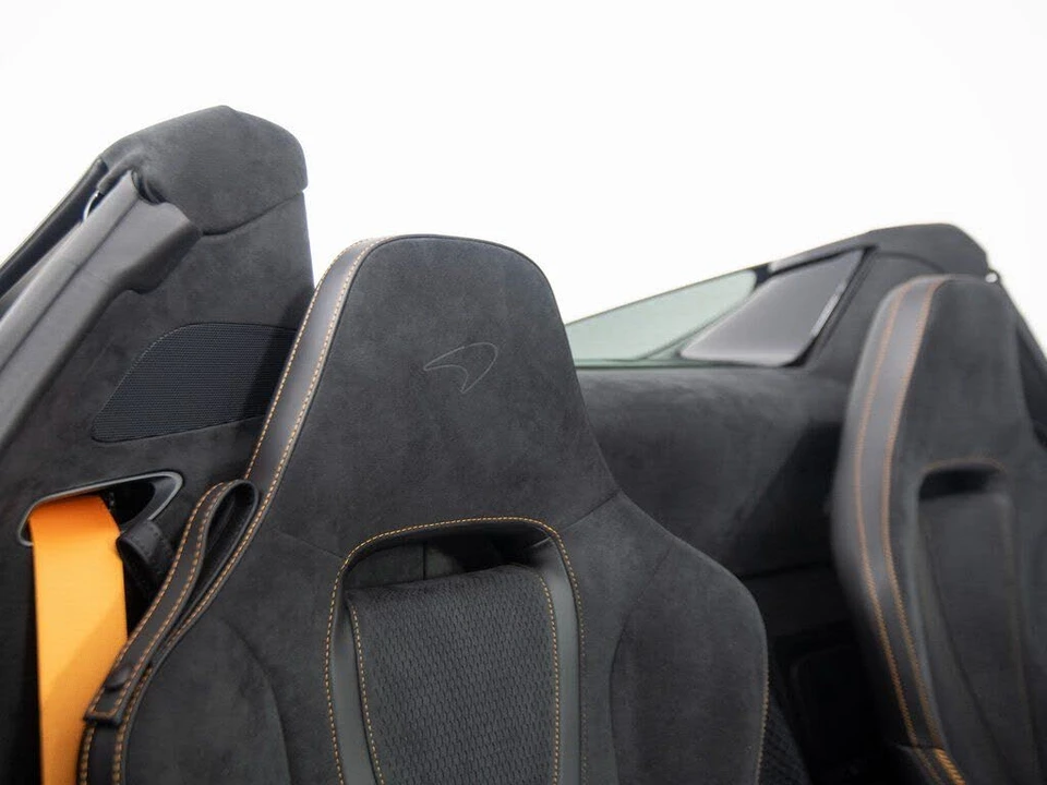 2026 McLaren 750S Spider - Image 31 of 31