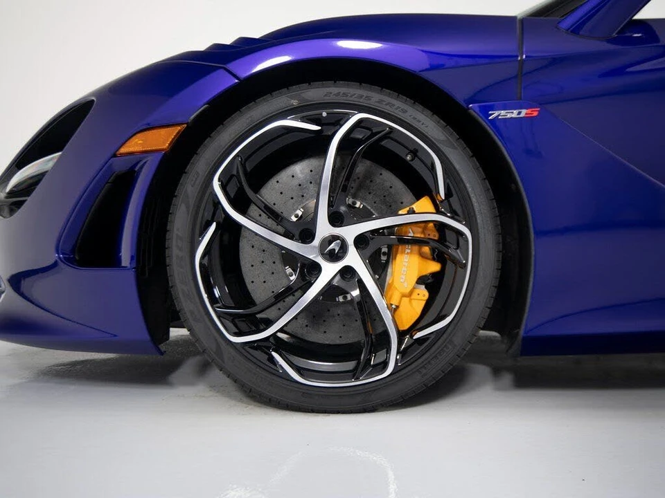 2026 McLaren 750S Spider - Image 10 of 31
