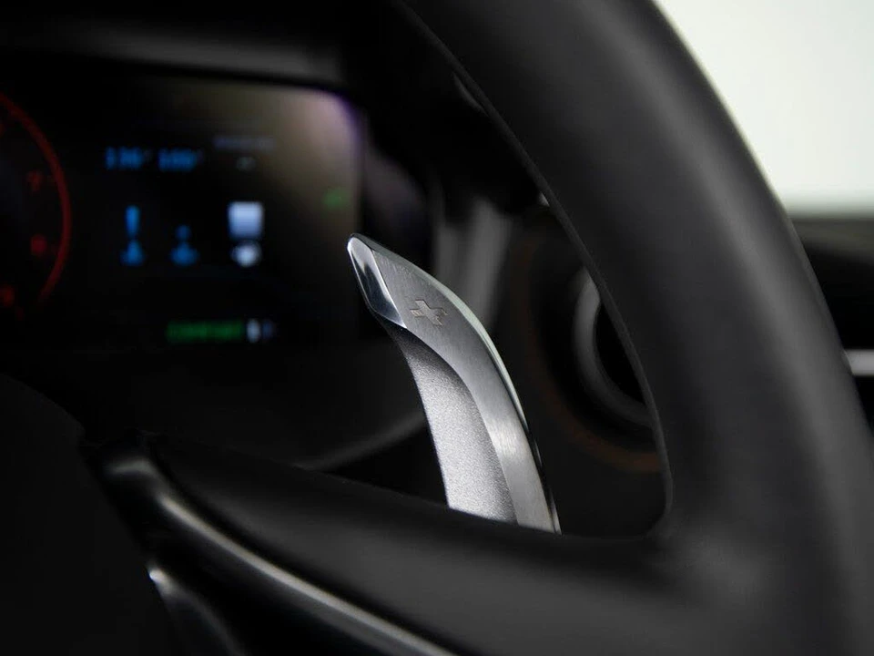 2026 McLaren 750S Spider - Image 19 of 31