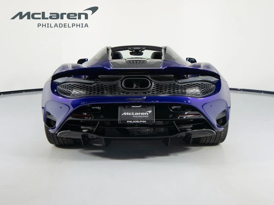 2026 McLaren 750S Spider - Image 7 of 31