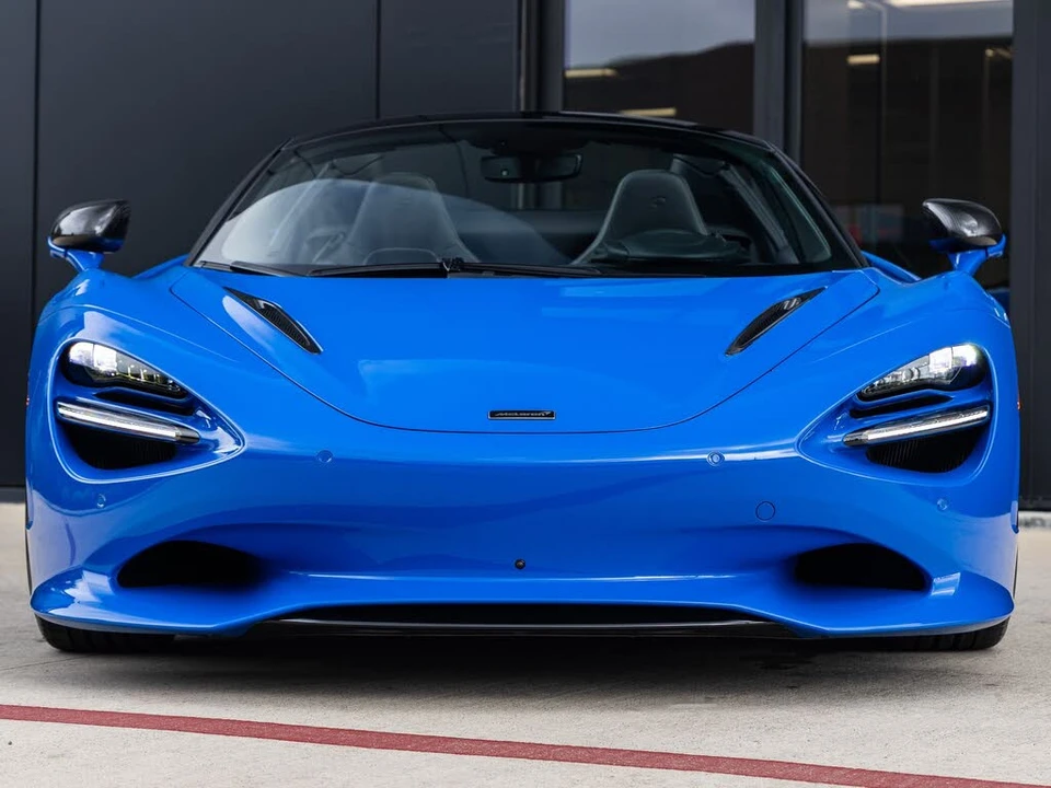 2026 McLaren 750S Spider - Image 5 of 31