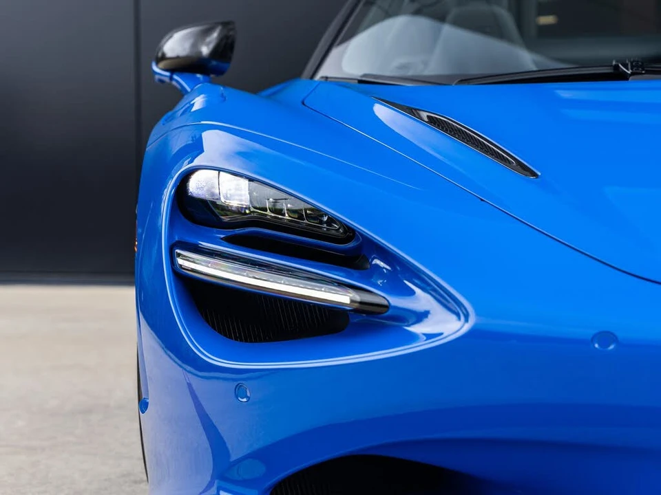 2026 McLaren 750S Spider - Image 19 of 31
