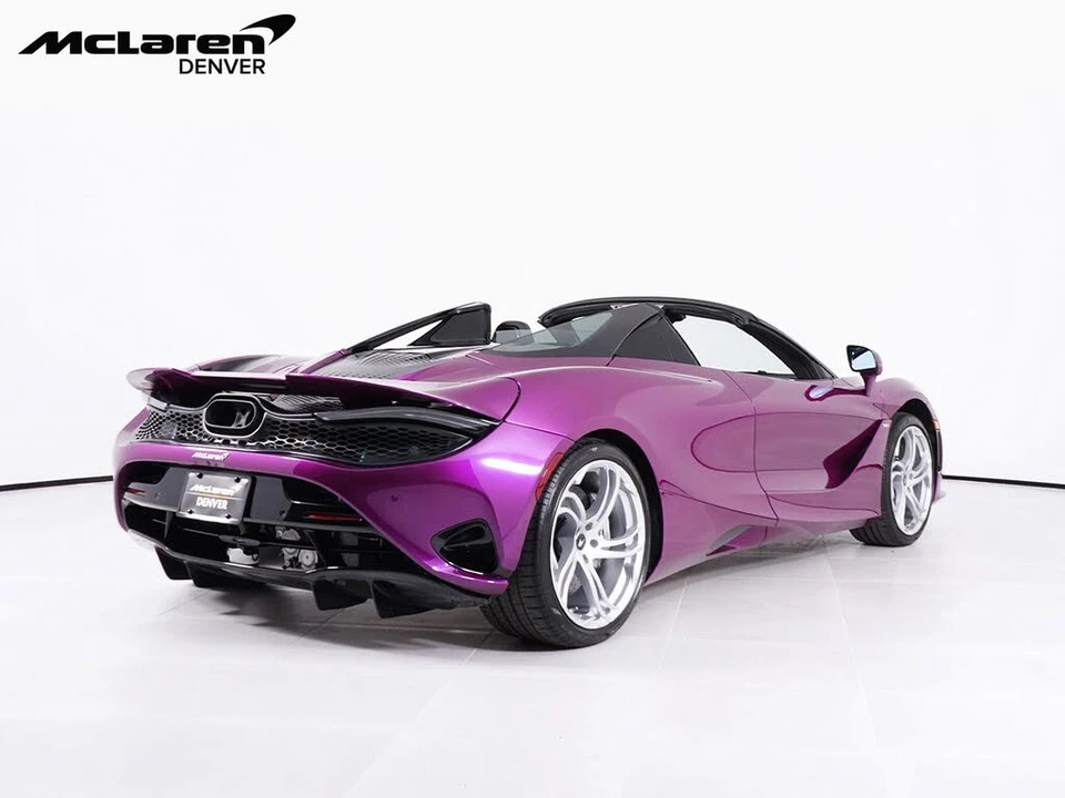2026 McLaren 750S Spider - Image 8 of 29
