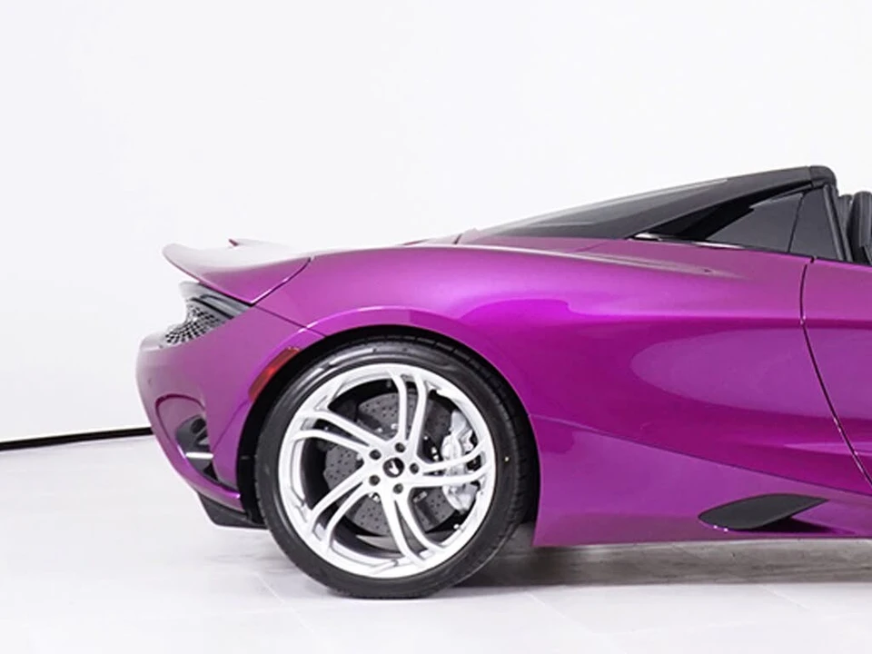 2026 McLaren 750S Spider - Image 15 of 29