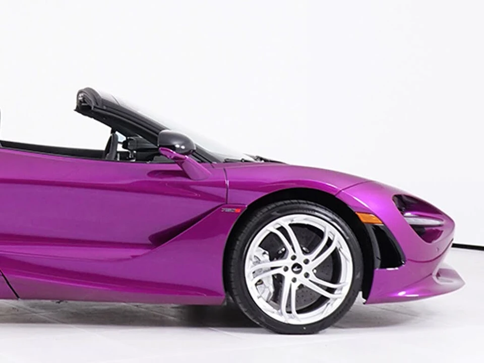 2026 McLaren 750S Spider - Image 16 of 29