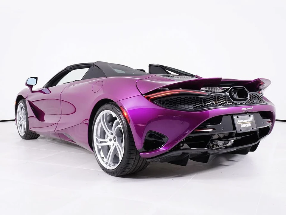 2026 McLaren 750S Spider - Image 20 of 29