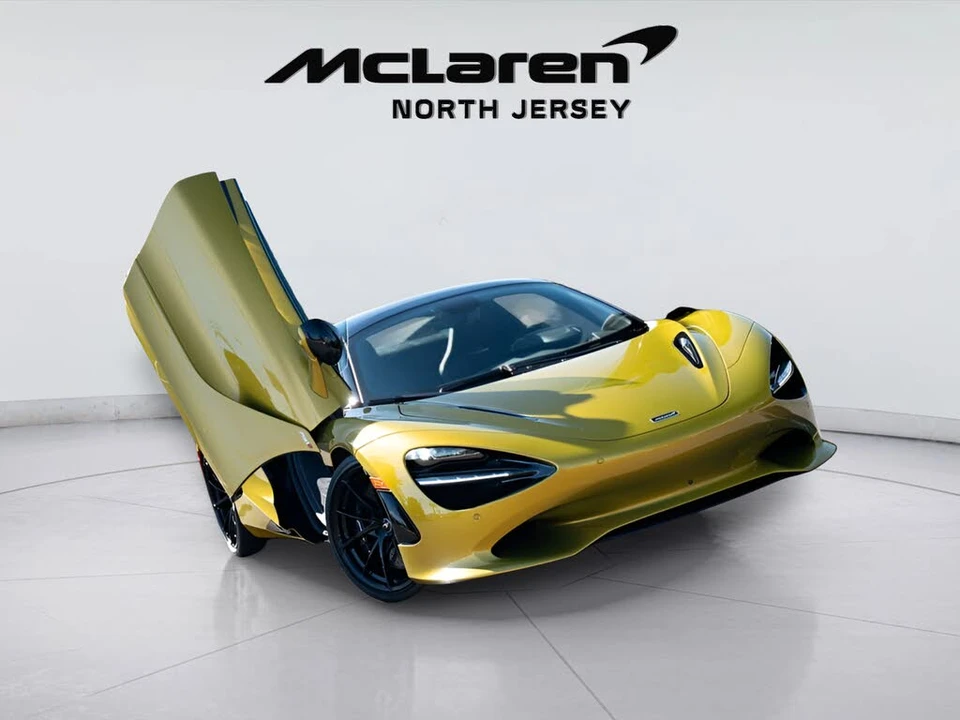 2026 McLaren 750S Spider - Image 14 of 31