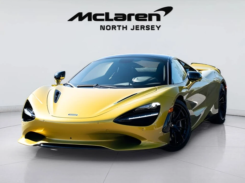 2026 McLaren 750S Spider - Image 3 of 31