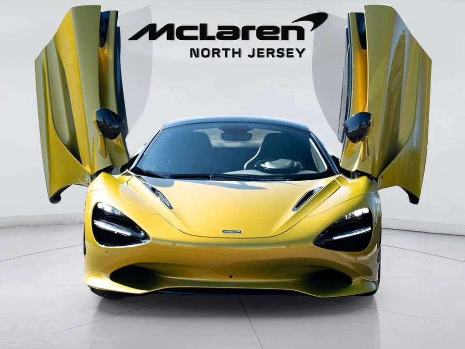 2026 McLaren 750S Spider - Image 8 of 31