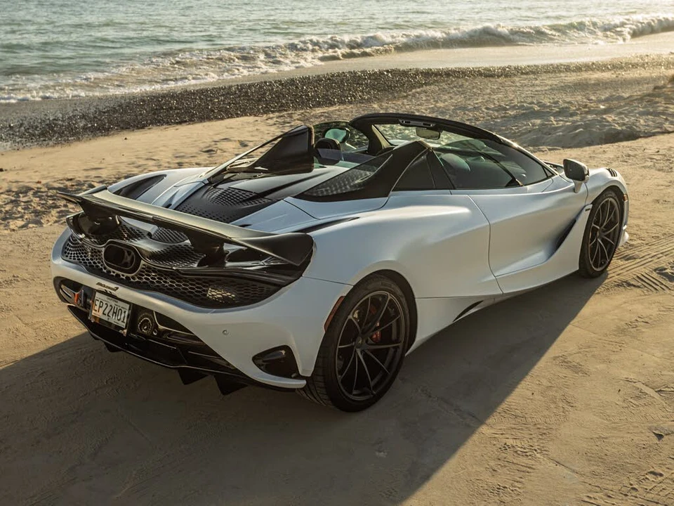 2026 McLaren 750S Spider - Image 6 of 31