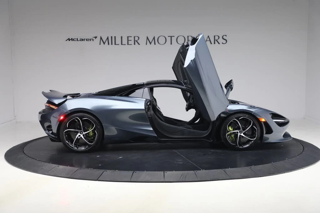 2026 McLaren 750S Spider - Image 19 of 31