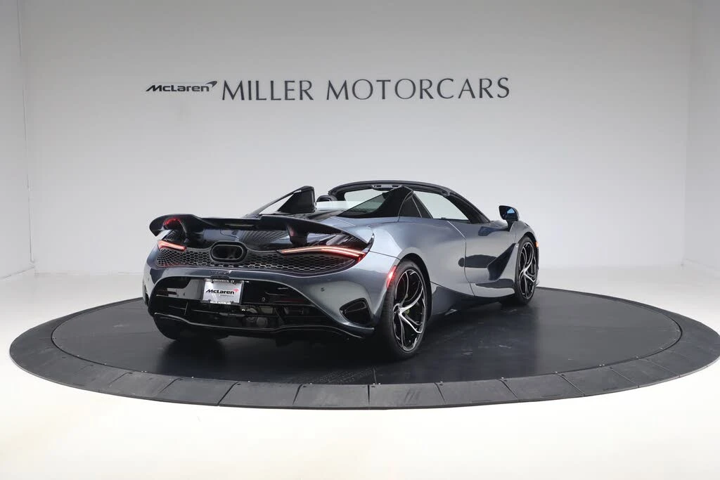 2026 McLaren 750S Spider - Image 7 of 31
