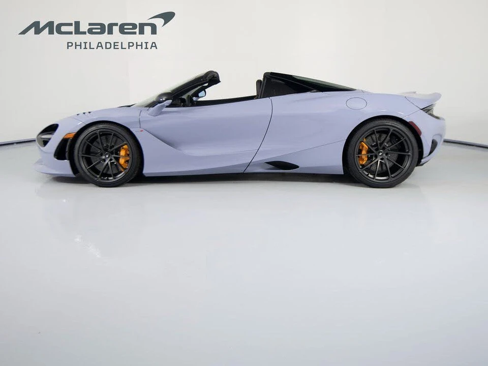 2026 McLaren 750S Spider - Image 9 of 31