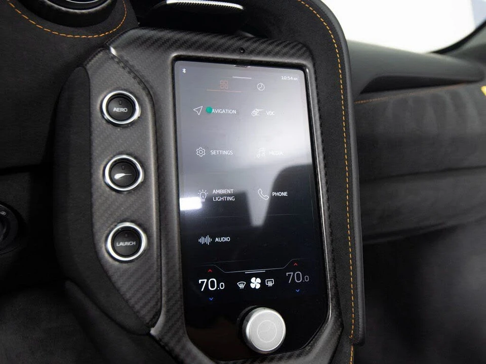 2026 McLaren 750S Spider - Image 22 of 31