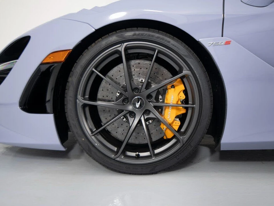 2026 McLaren 750S Spider - Image 10 of 31