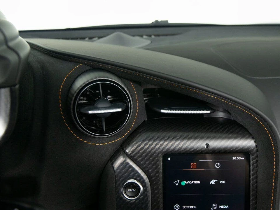 2026 McLaren 750S Spider - Image 21 of 31
