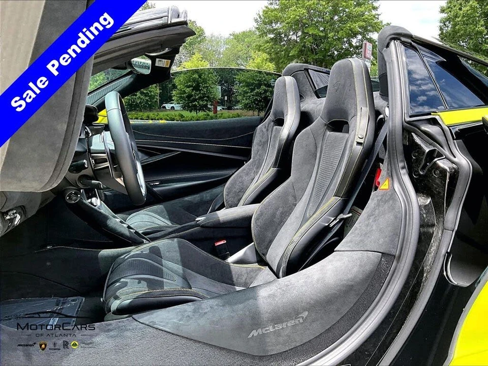 2026 McLaren 750S Spider - Image 19 of 25