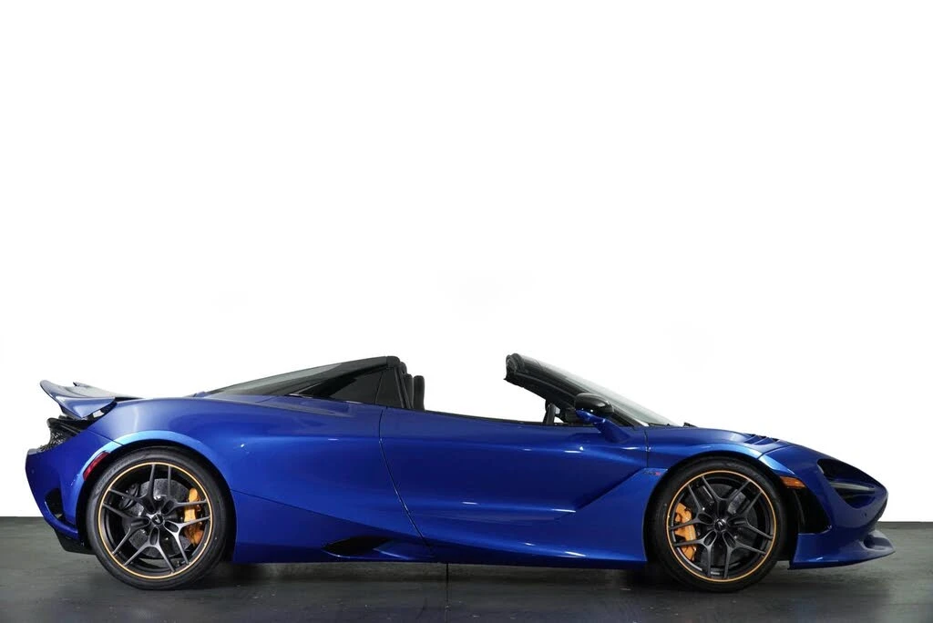 2026 McLaren 750S Spider - Image 17 of 31