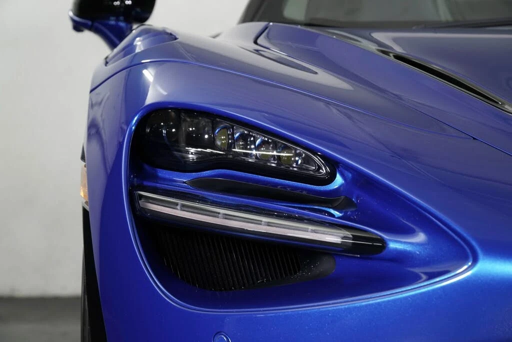 2026 McLaren 750S Spider - Image 16 of 31