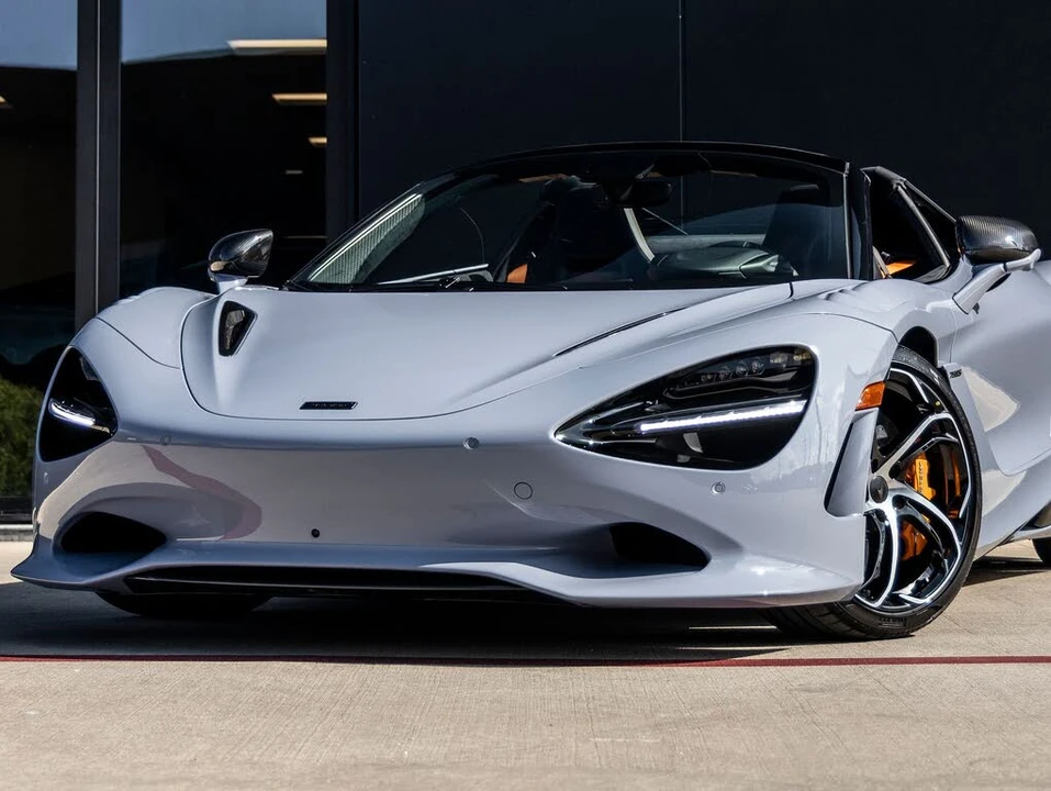 2026 McLaren 750S Spider - Image 4 of 31