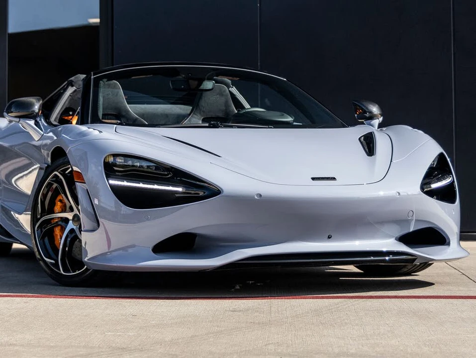 2026 McLaren 750S Spider - Image 6 of 31