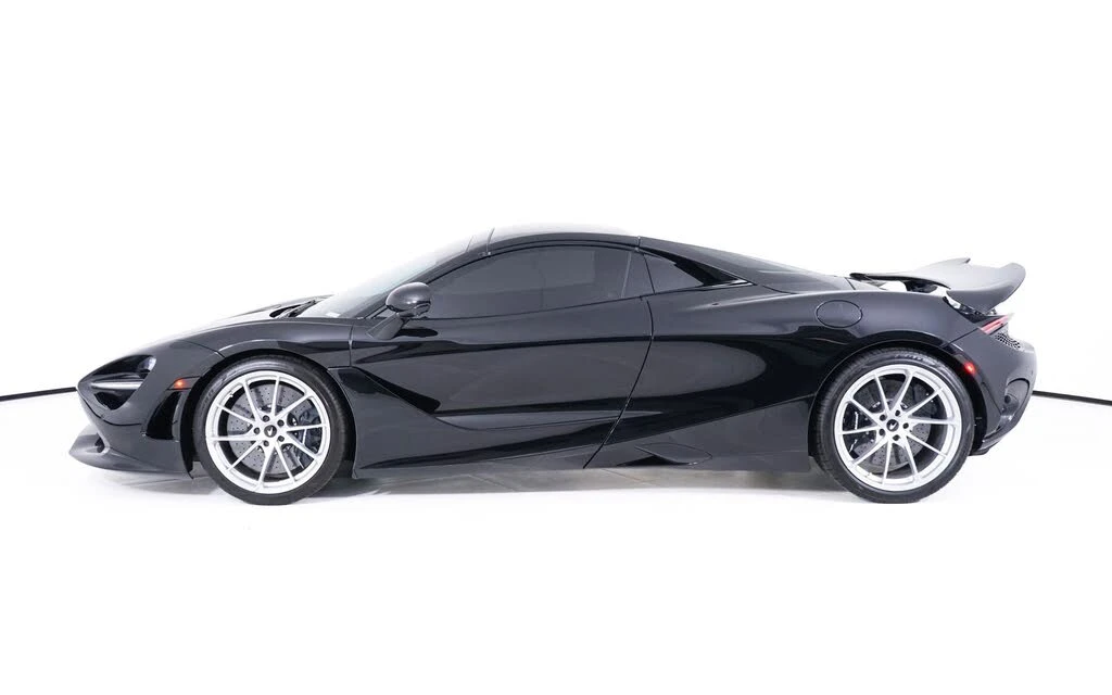 2026 McLaren 750S Spider - Image 3 of 28