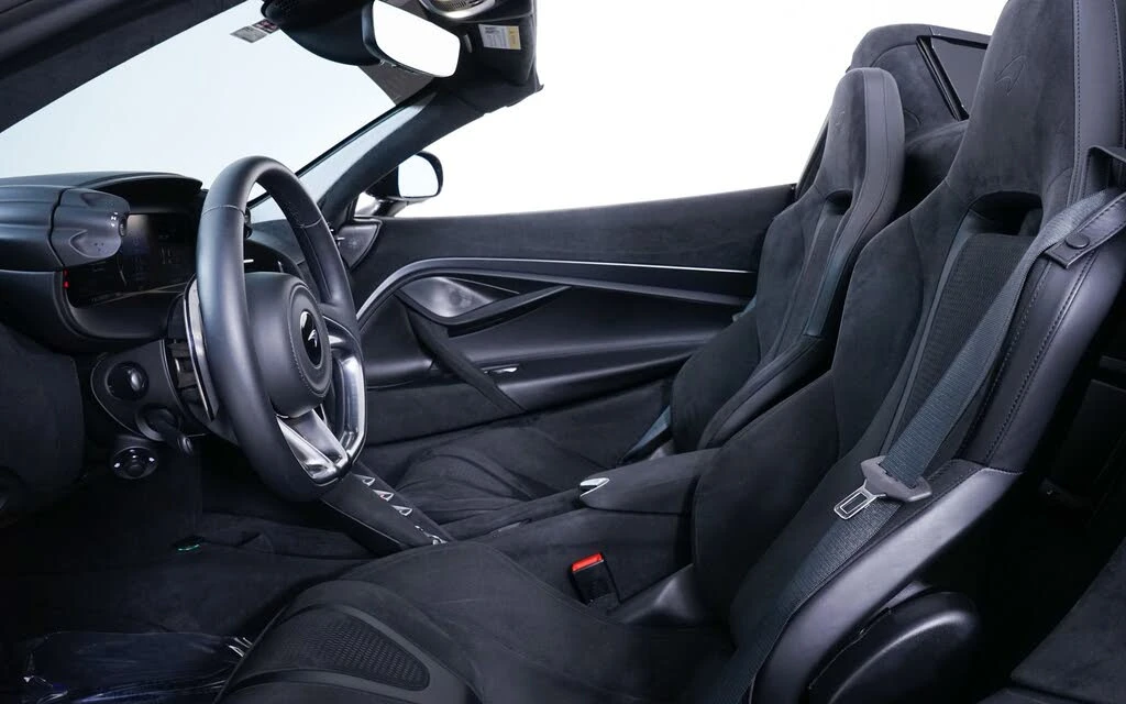 2026 McLaren 750S Spider - Image 6 of 28