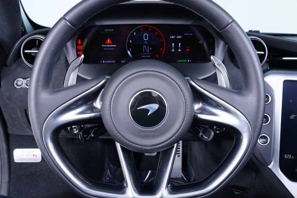 2026 McLaren 750S Spider - Image 20 of 28