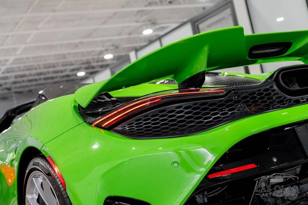 2026 McLaren 750S Spider - Image 20 of 31