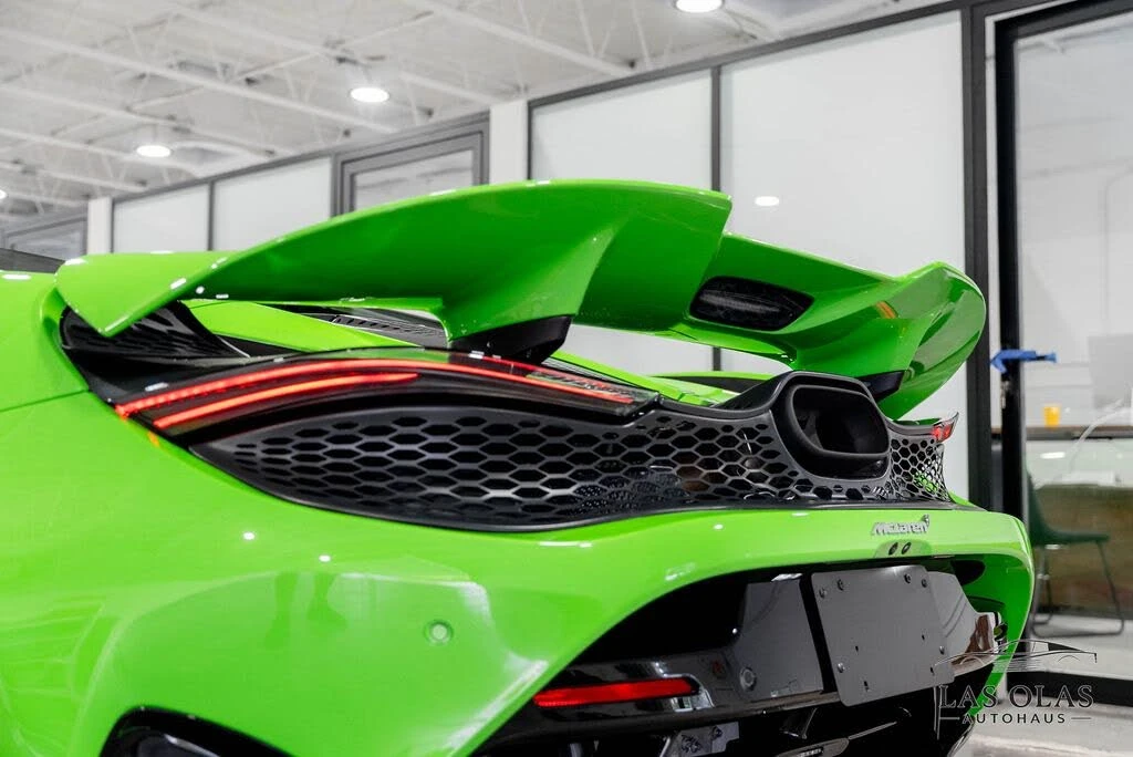 2026 McLaren 750S Spider - Image 21 of 31