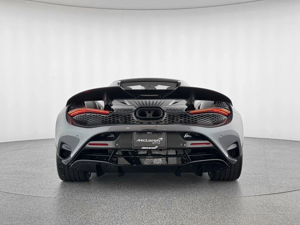 2026 McLaren 750S Spider - Image 5 of 31