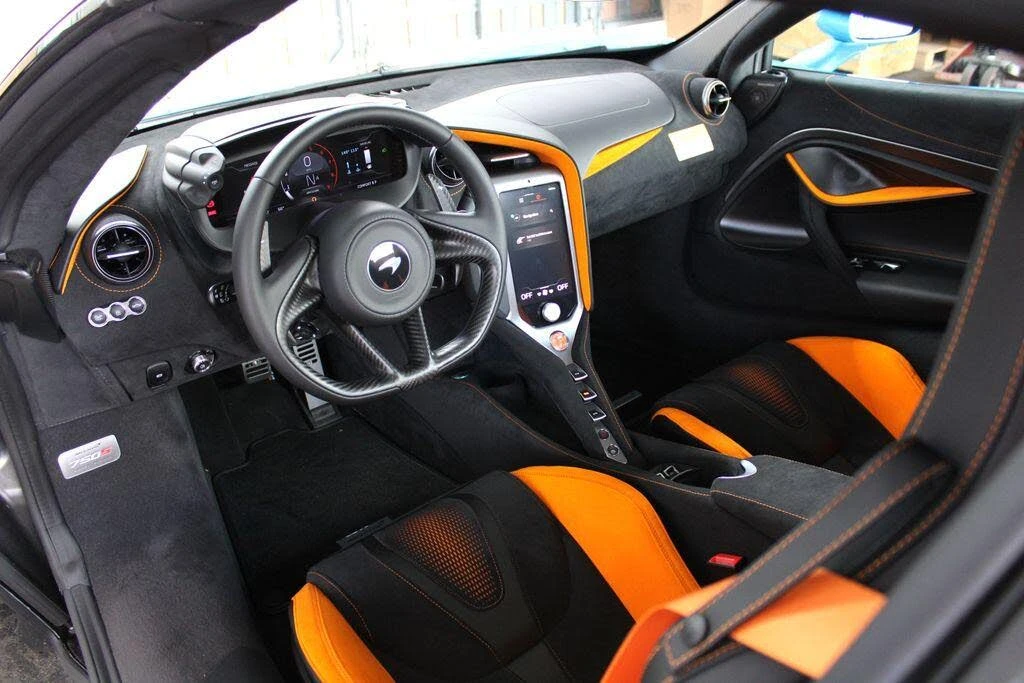 2026 McLaren 750S Spider - Image 4 of 31