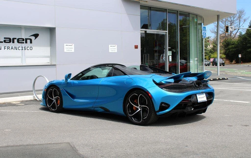 2026 McLaren 750S Spider - Image 24 of 31